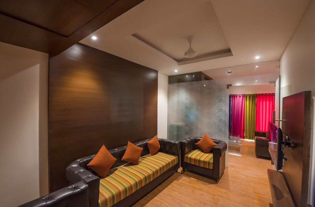 Hotel Atharva Ujjain Zewnętrze zdjęcie